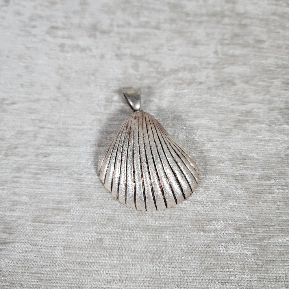 Vintage Milor Italy Sterling Silver Sea Shell Pendant